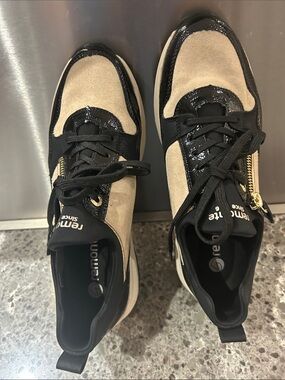 Remonte Beige and Black Patent Lace-Up Sneakers with Decorative Side Zip